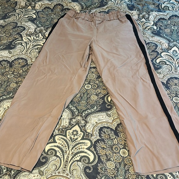 Simply Vera Wang large tan khaki side stripe wide leg pants - Picture 1 of 5